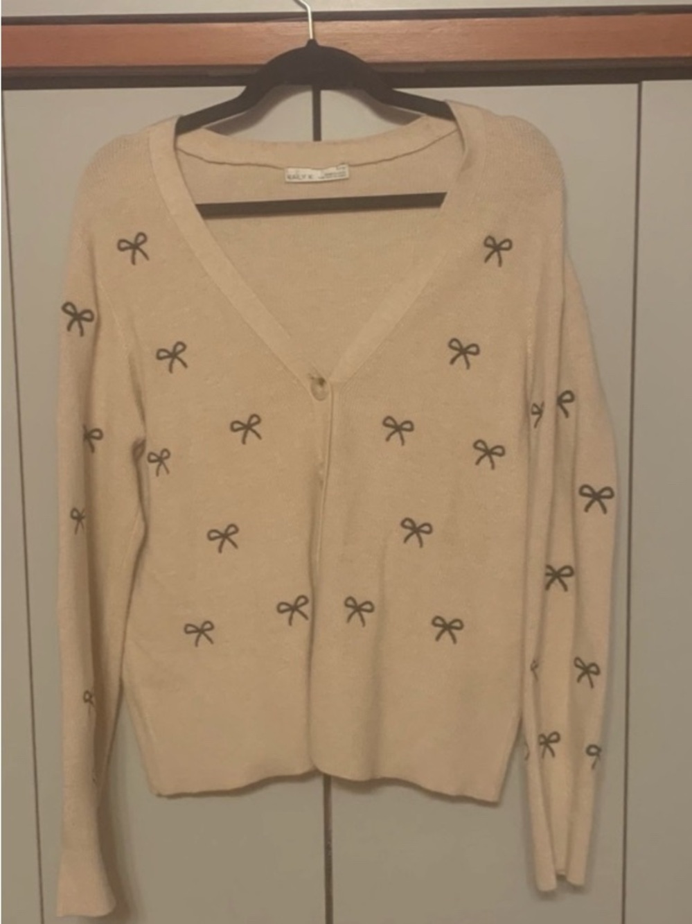 Kaily K Coquette Cream Bow Embroidered V-Neck Cardigan Sweater Large